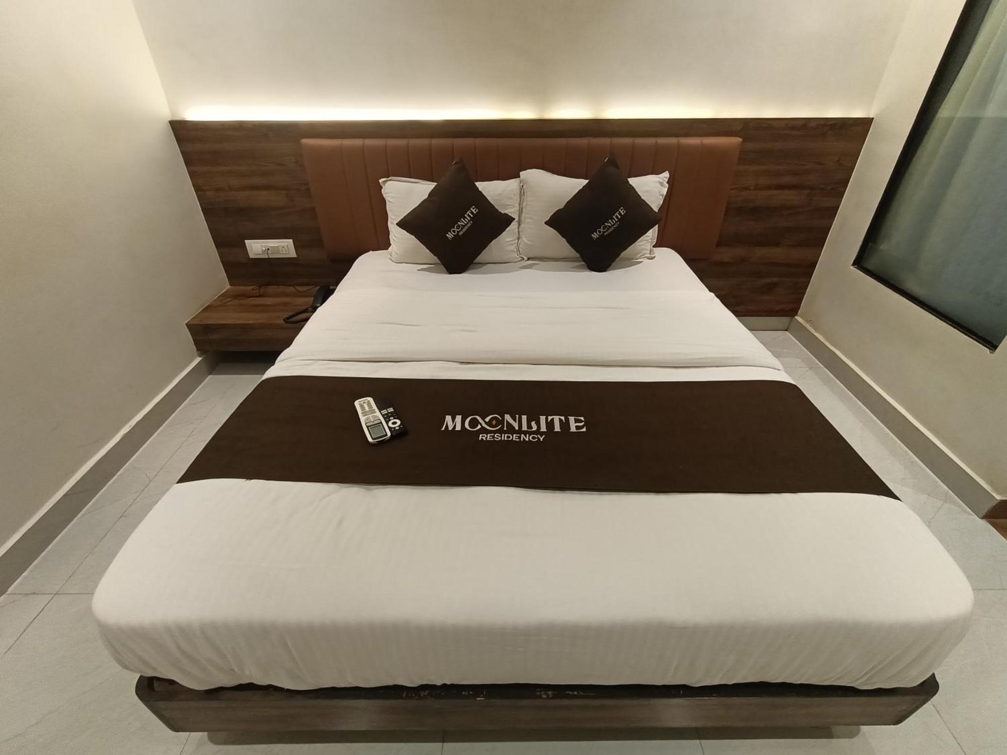 Hotel Moon Lite Residency - Marve Road Malad West 뭄바이 외부 사진